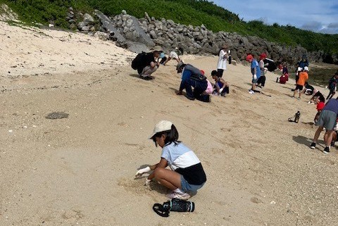 砂浜学習の様子